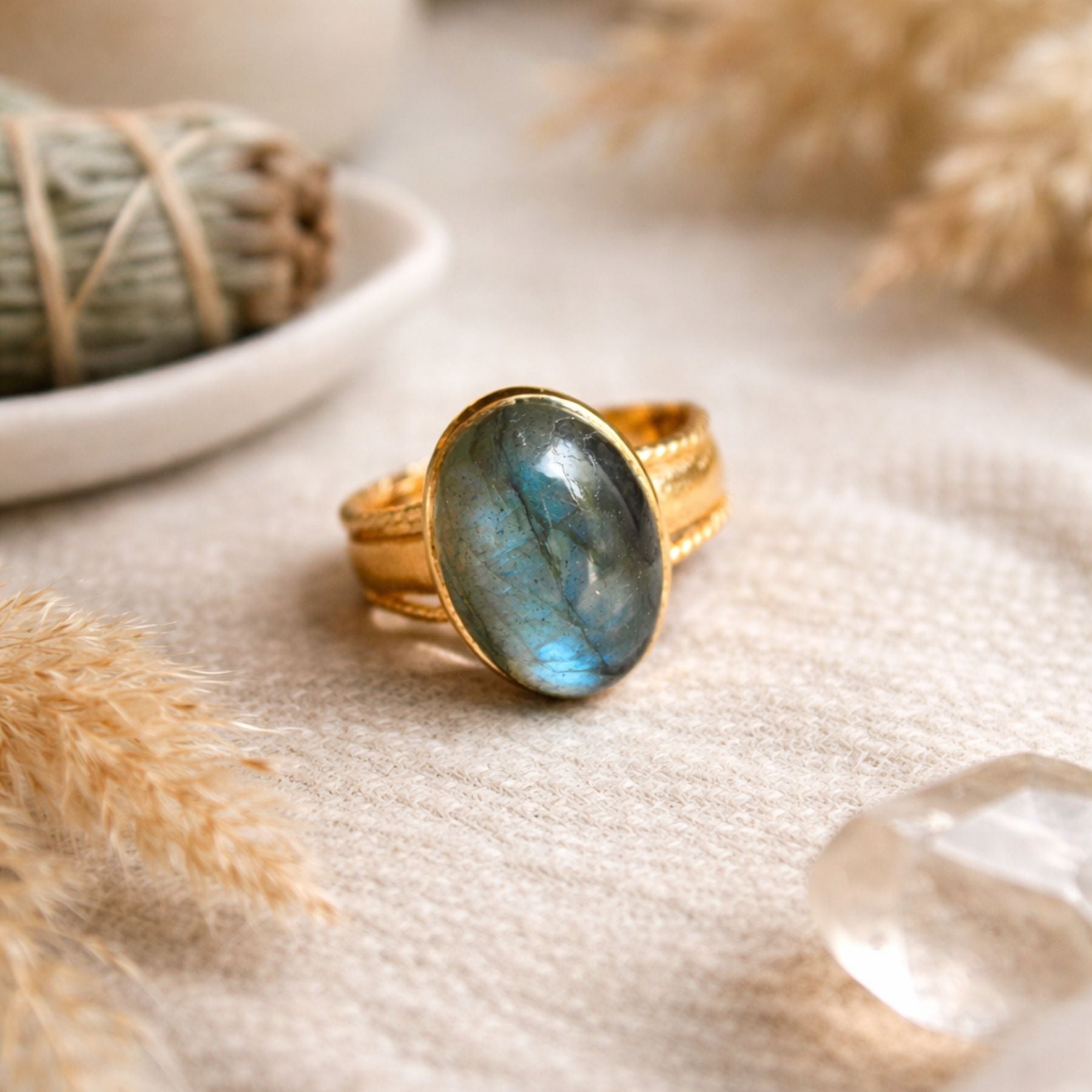 Bague "Ninmah" en Labradorite