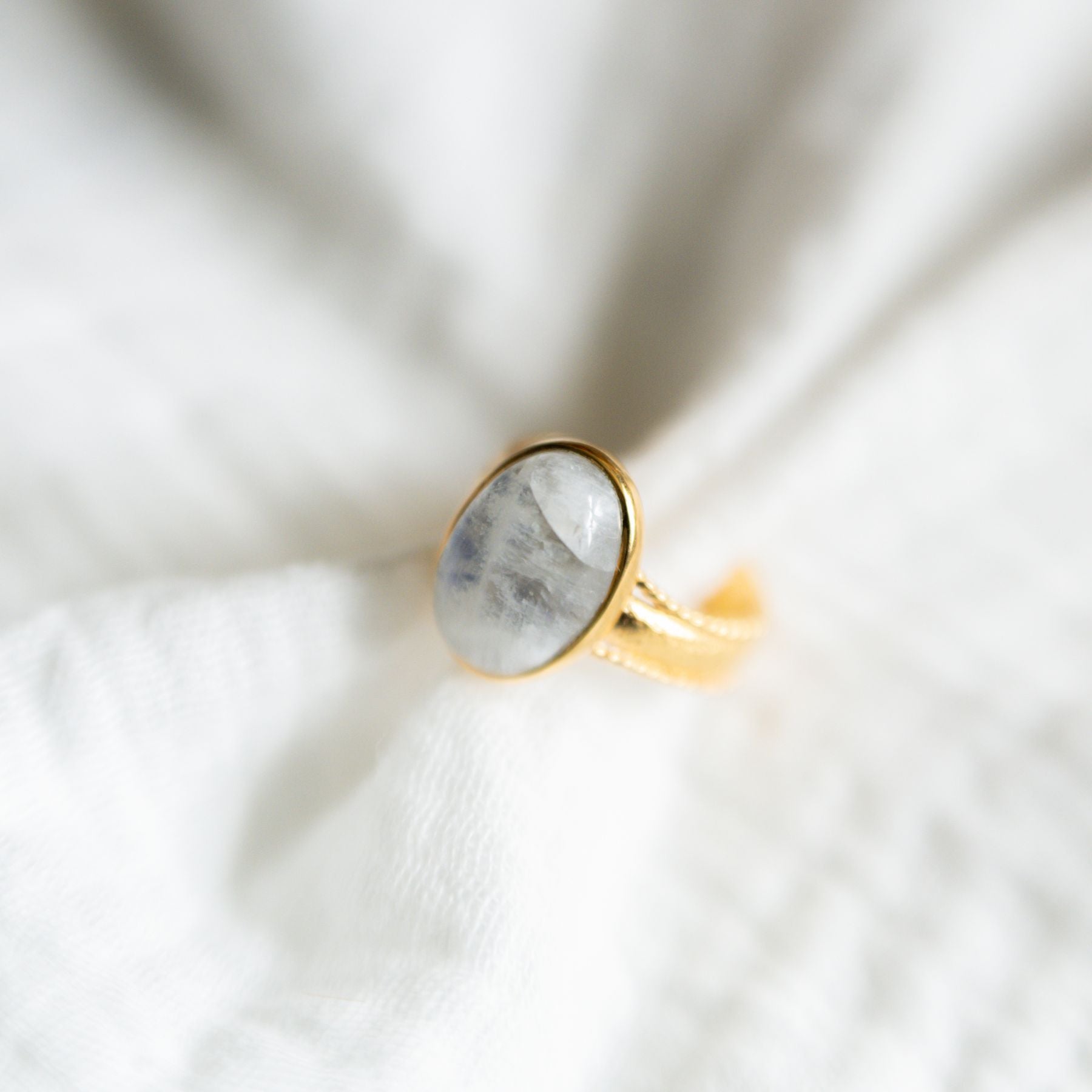 Bague "Ninmah" en Pierre de lune