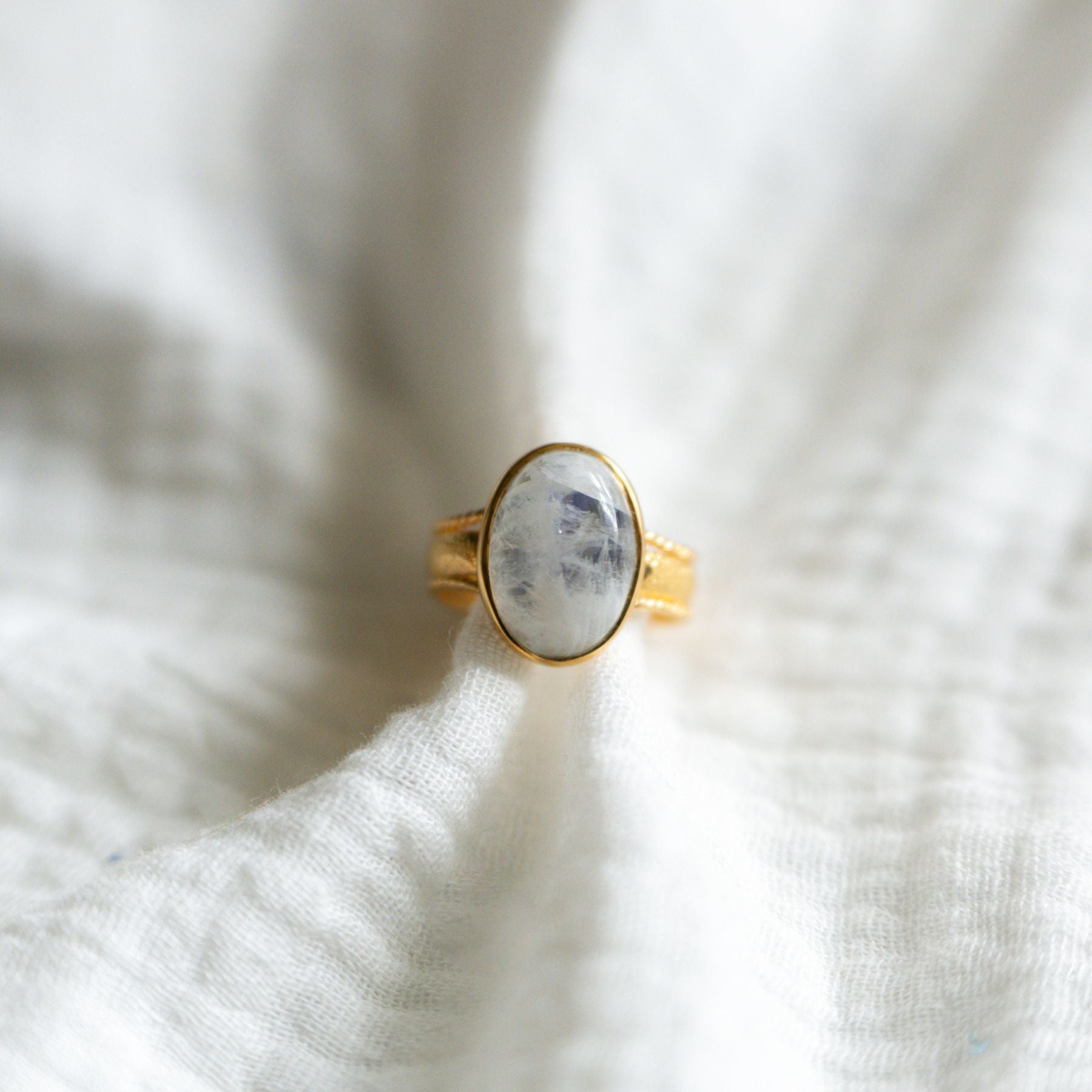 Bague "Ninmah" en Pierre de lune