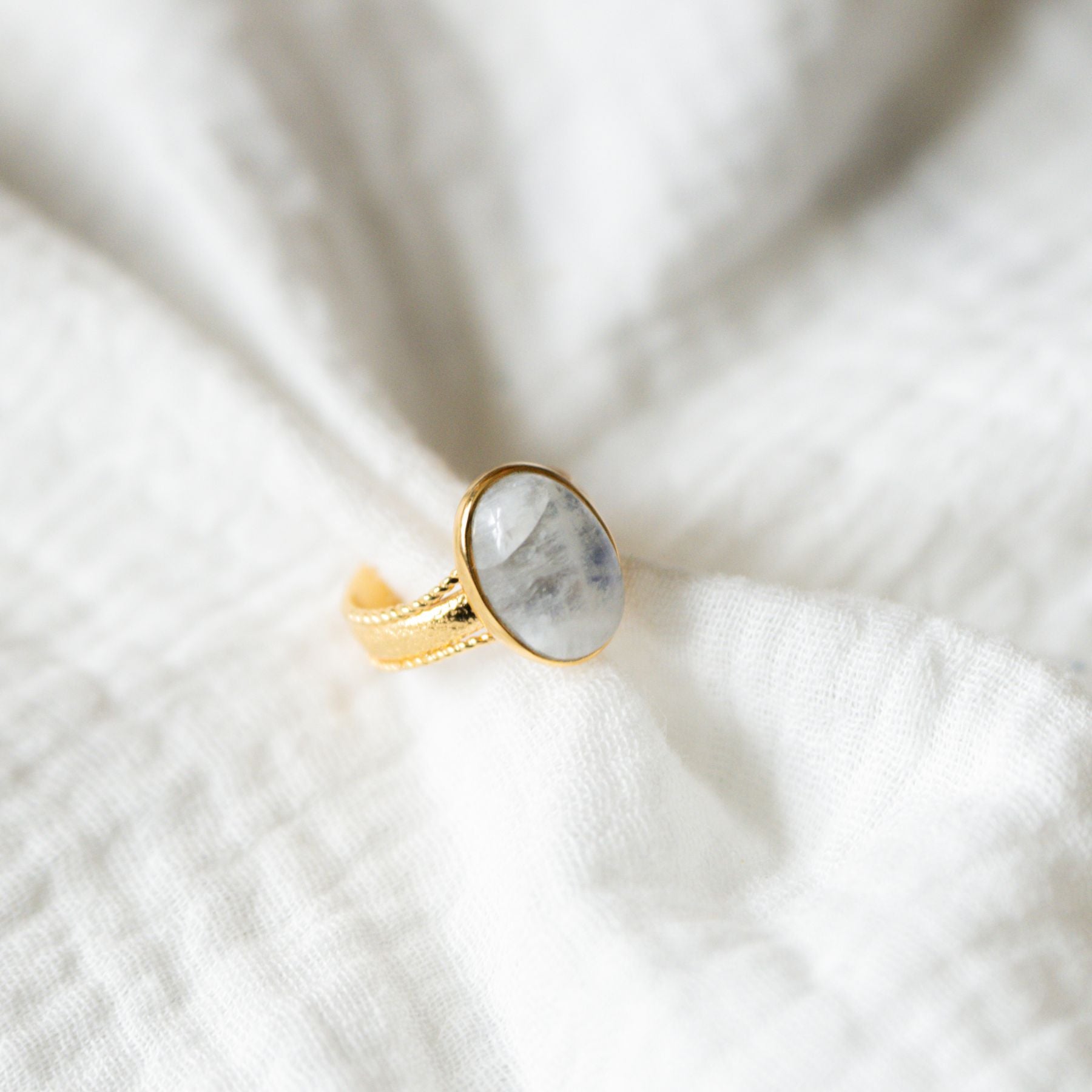 Bague "Ninmah" en Pierre de lune