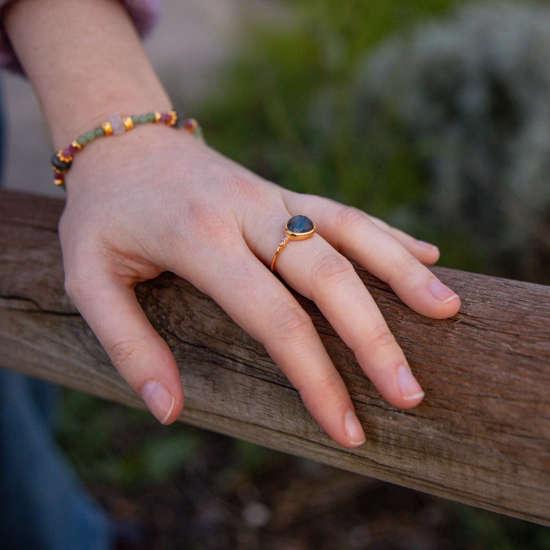 Bague "Thémis" en Labradorite