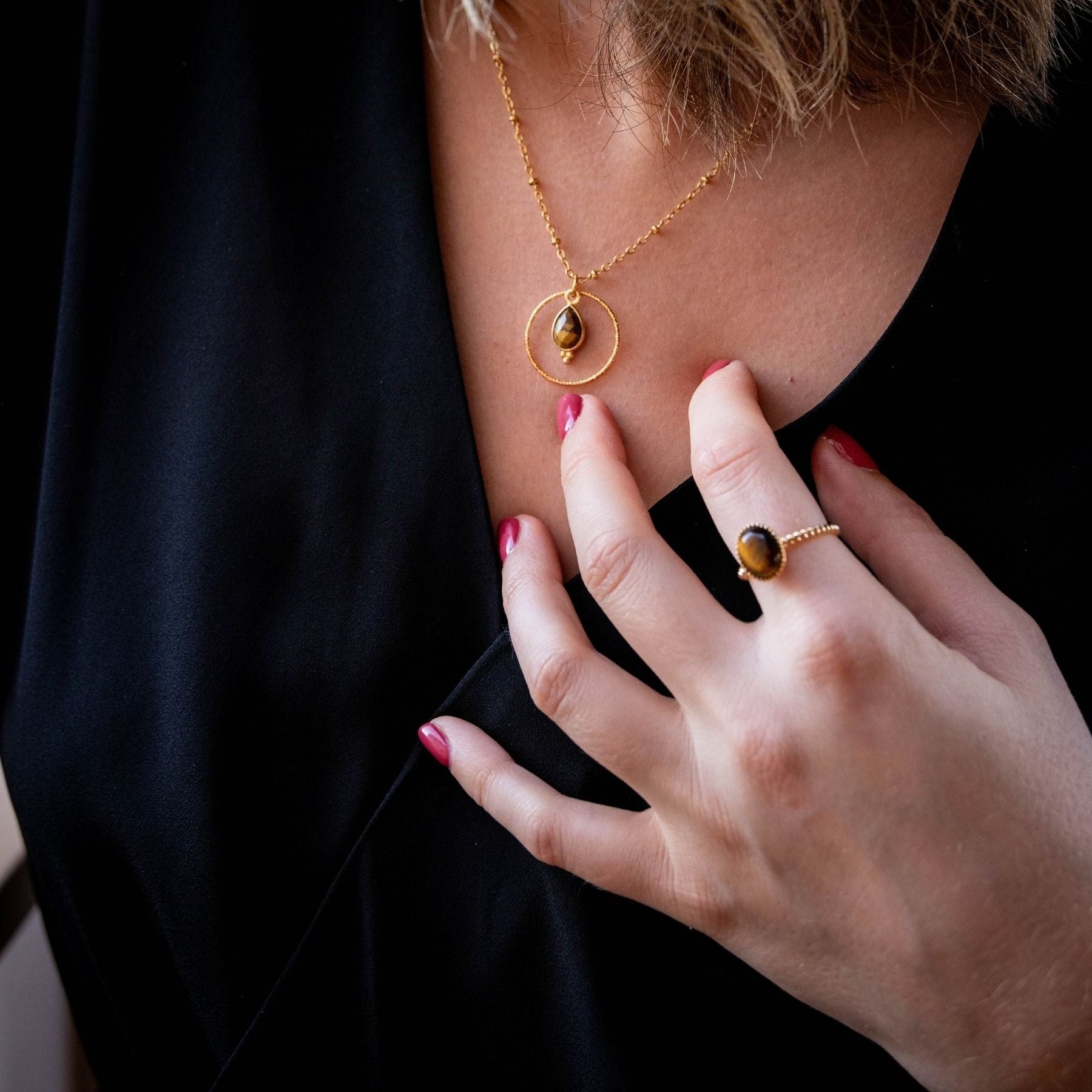 Bague torsadée en Oeil de tigre
