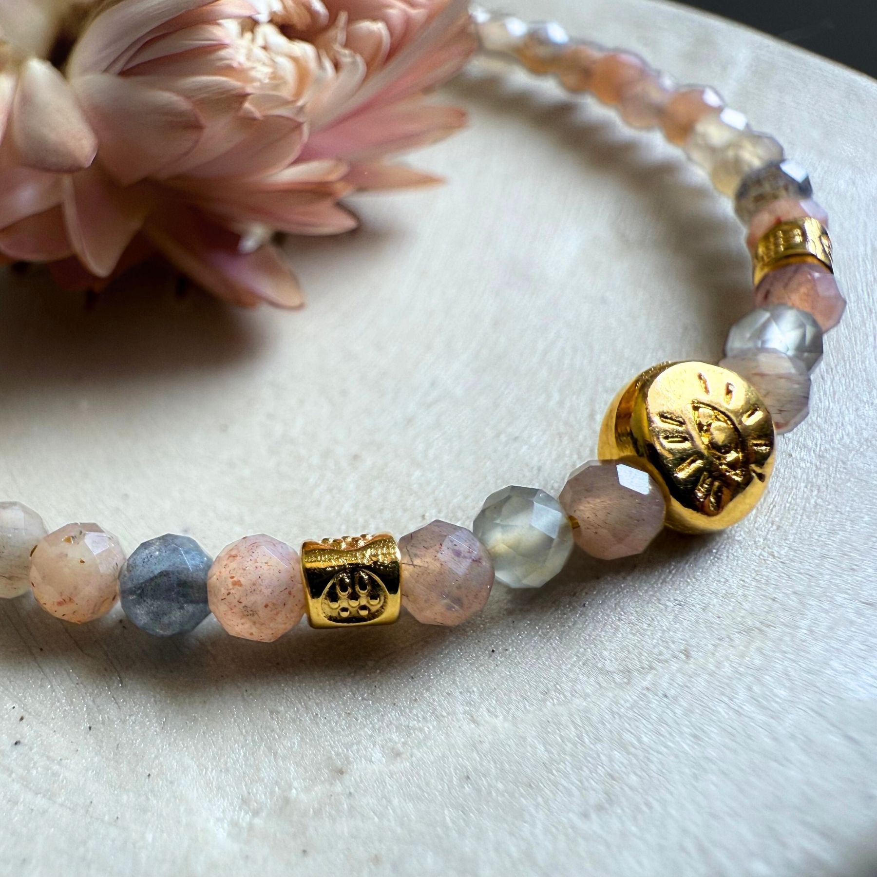 Bracelet "Rhéa" - Pierre de lune orangée