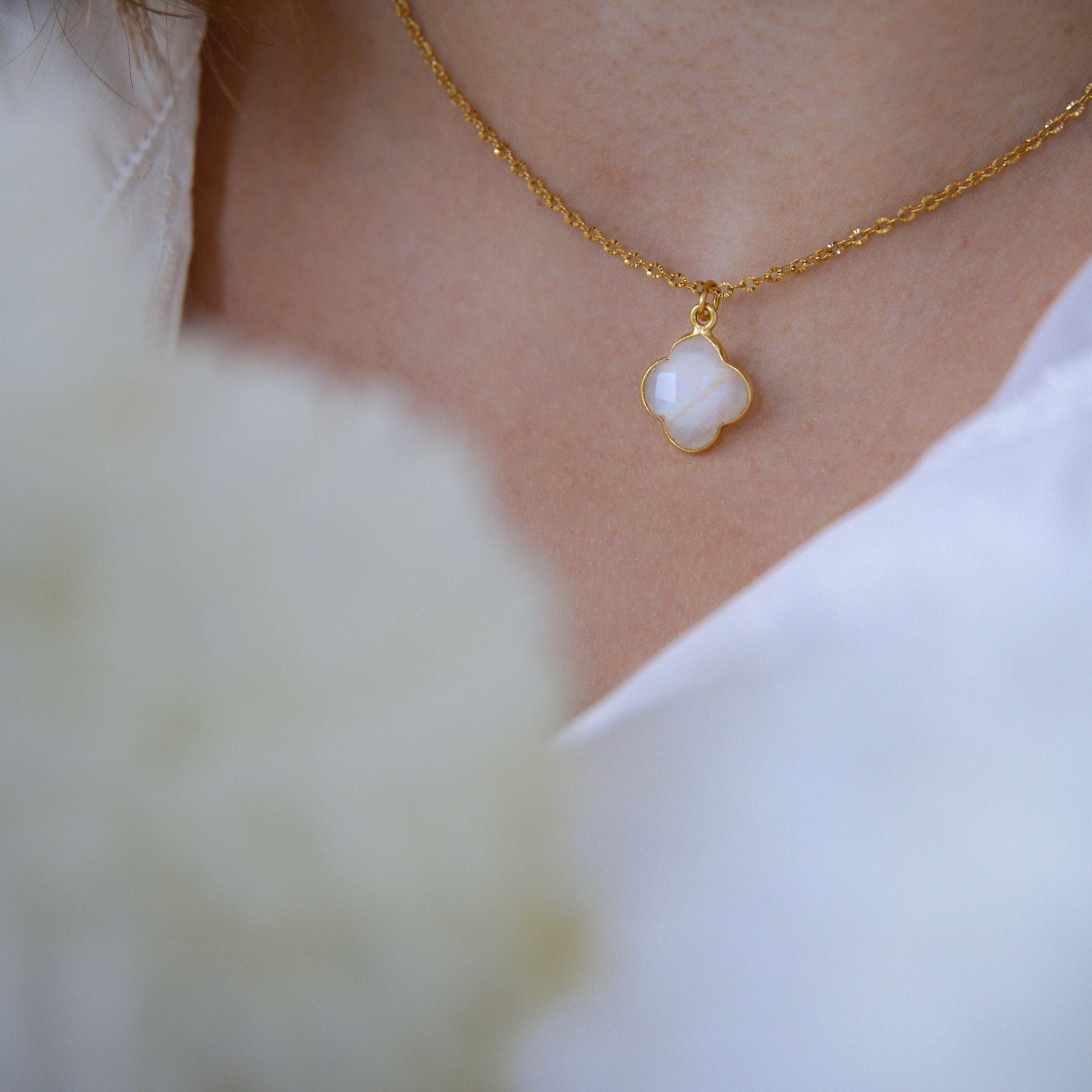 Collier "Trèfle" en Pierre de lune
