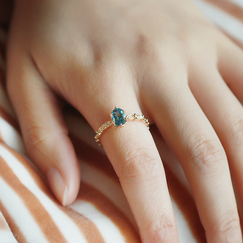 Bague "Naïades" en Topaze bleue