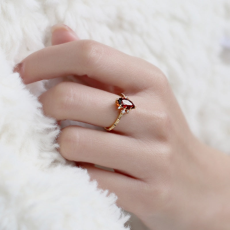 Bague "Marianne" en Grenat