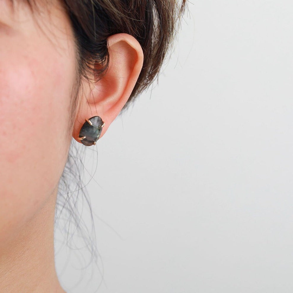 Boucles d'oreilles "Céleste" en Labradorite