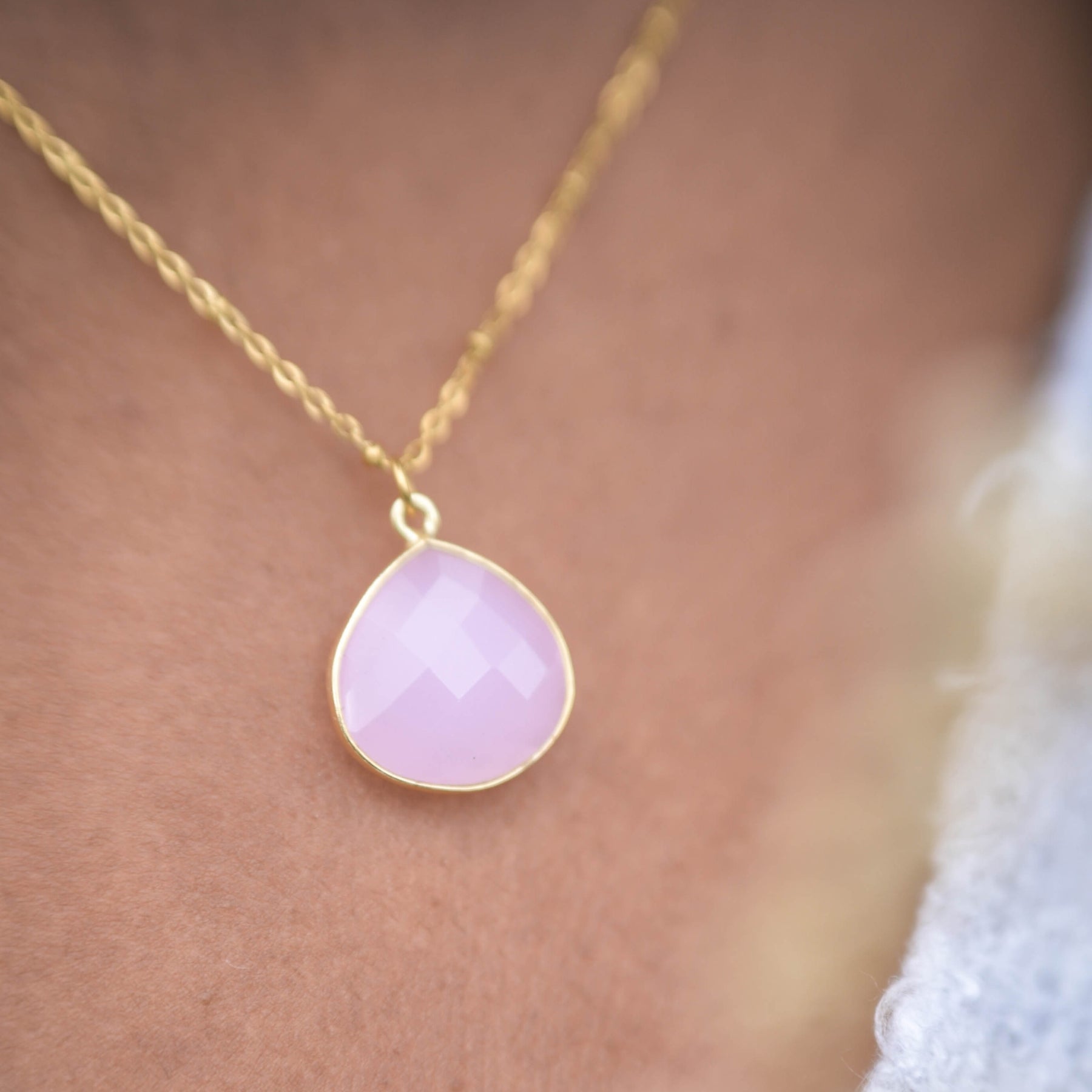 Collier "Némésis" en Quartz rose