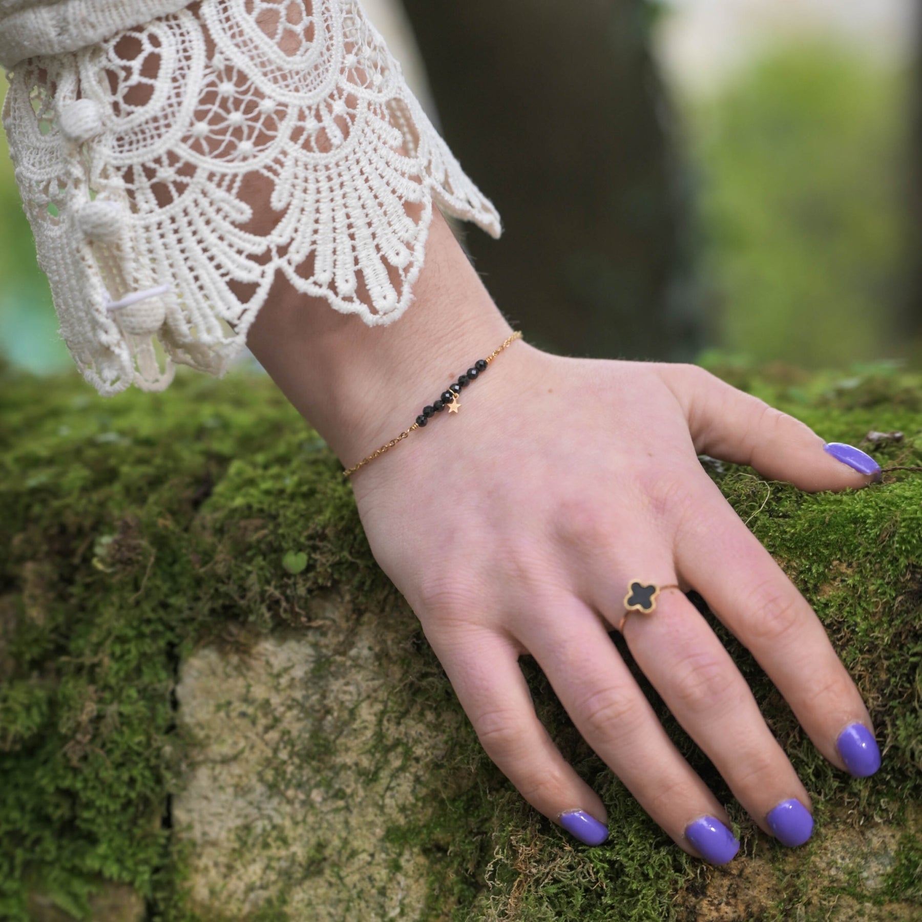 Bracelet fin "Etoile" en Spinelle noir