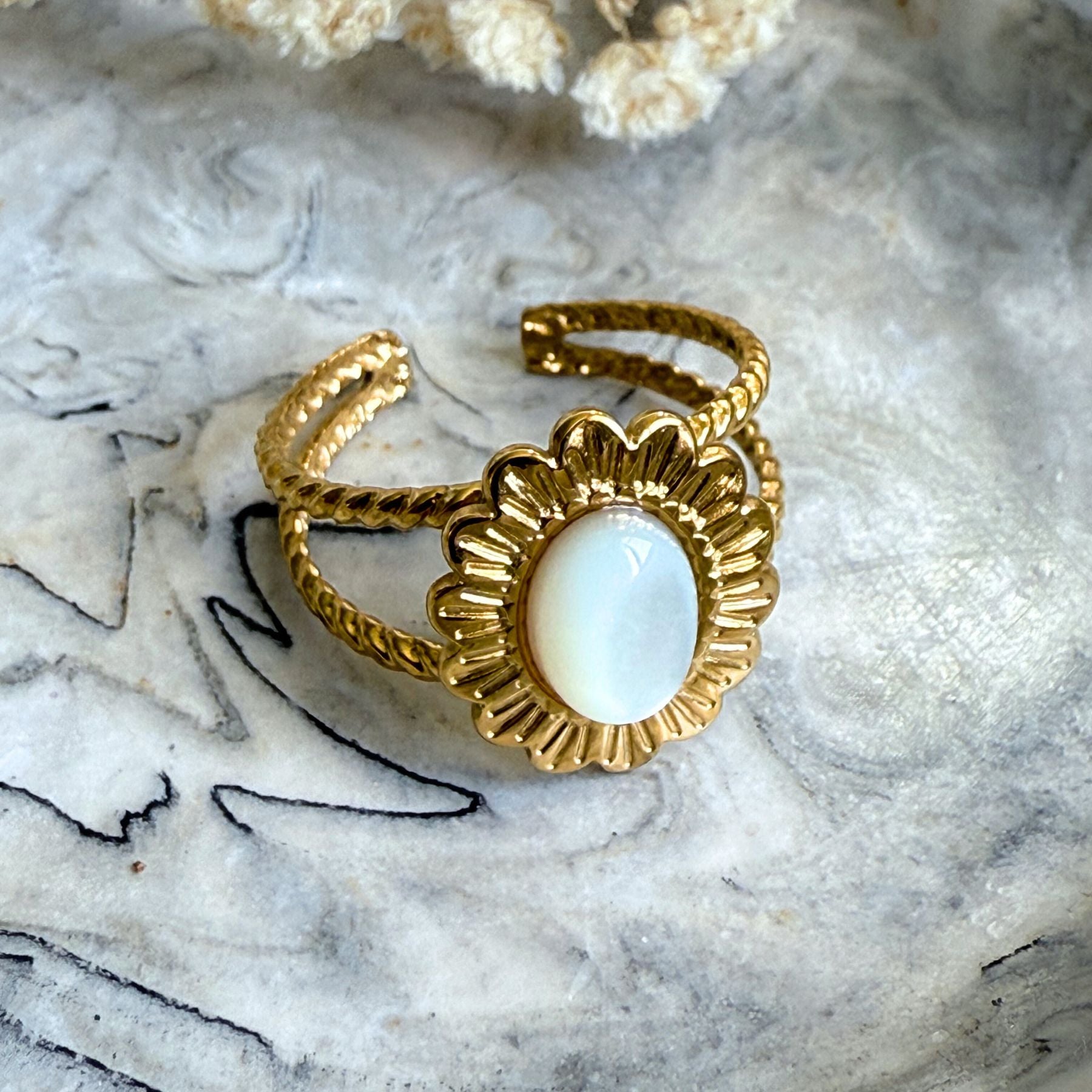 Bague "Chloris" - Nacre