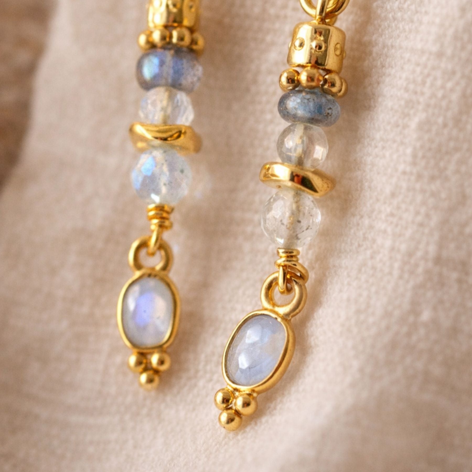 Boucles d'oreilles "Éos" - Pierre de lune et Labradorite