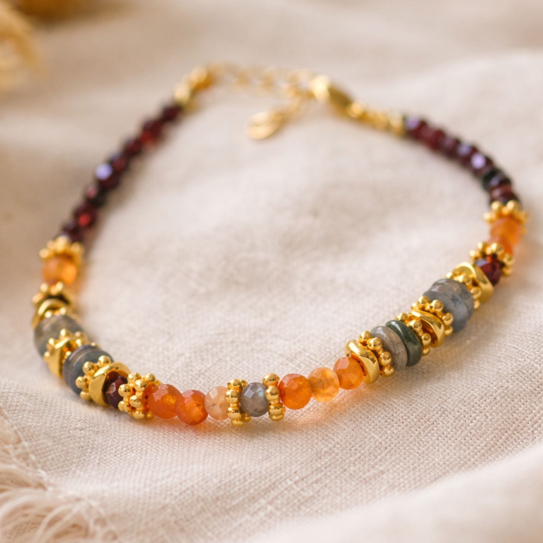 Bracelet en Grenat, Aventurine rouge et Labradorite