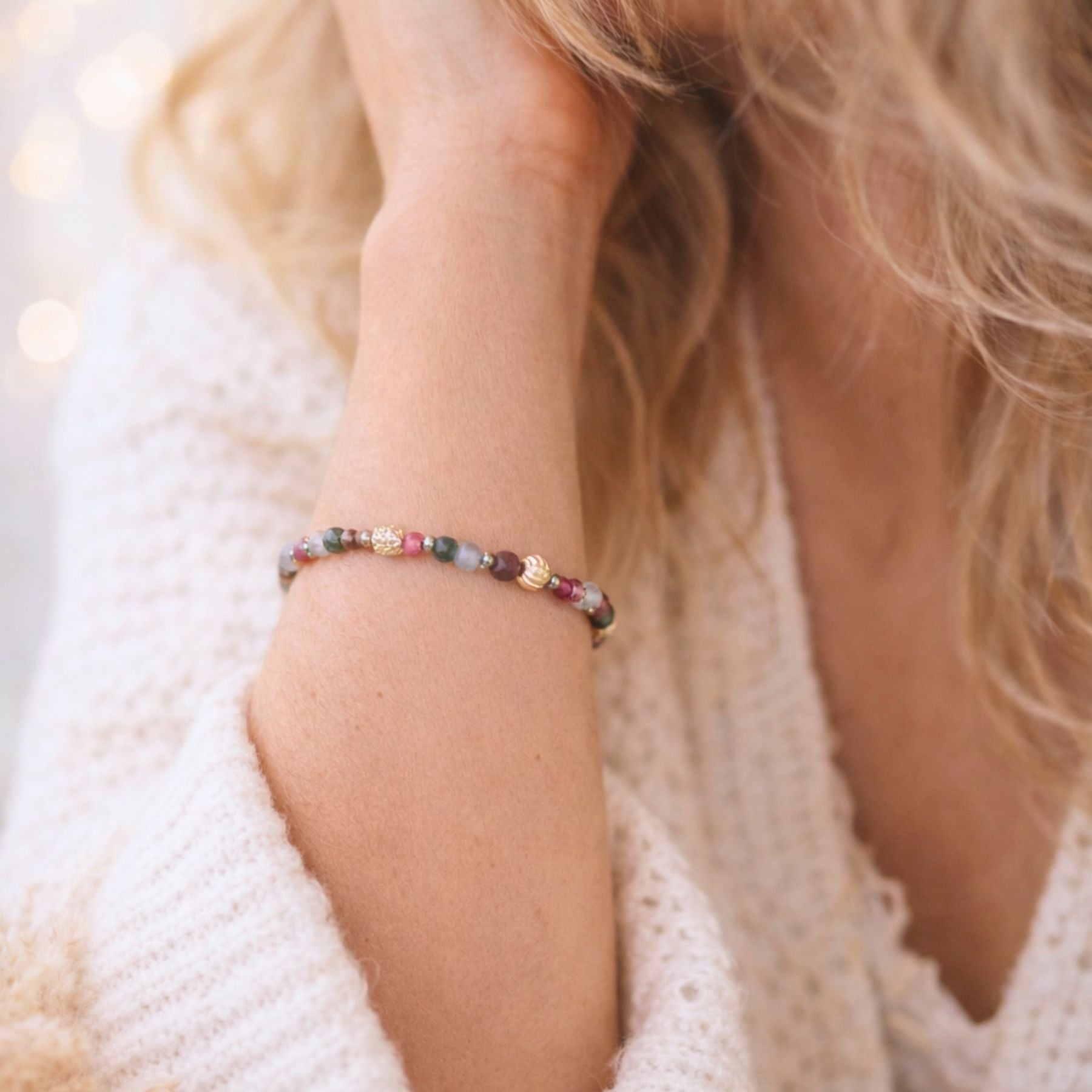 Bracelet en Grenat, Séraphinite, Rubellite et Labradorite