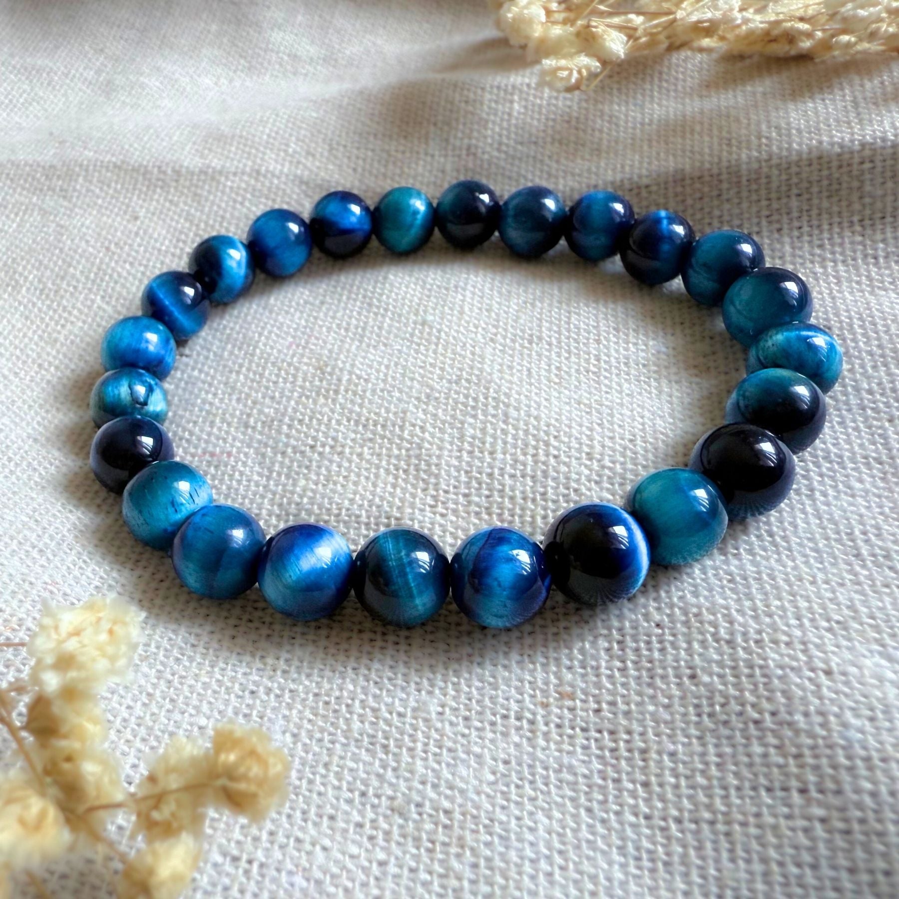 Bracelet en Oeil de tigre bleu AA