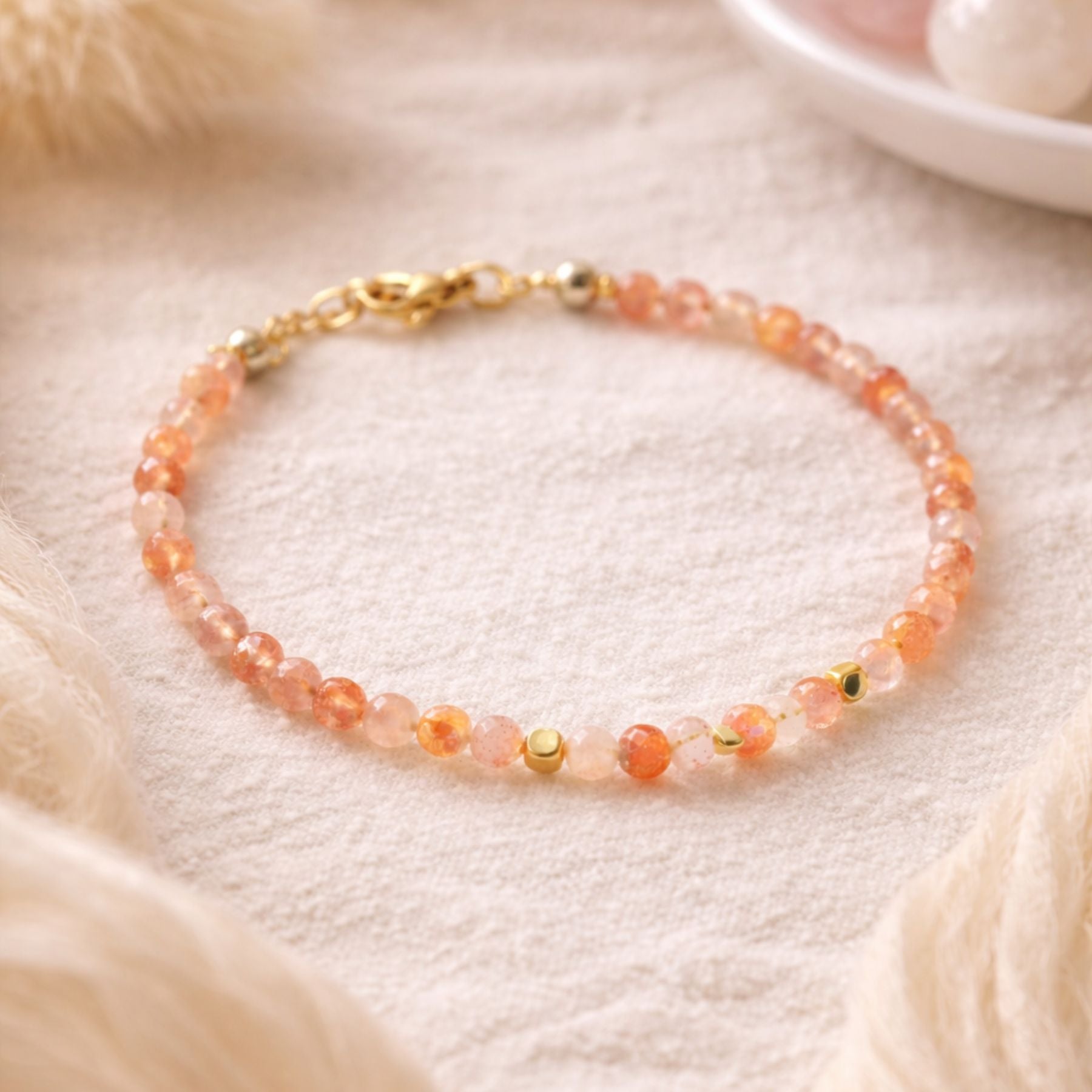 Bracelet fin en Pierre de soleil