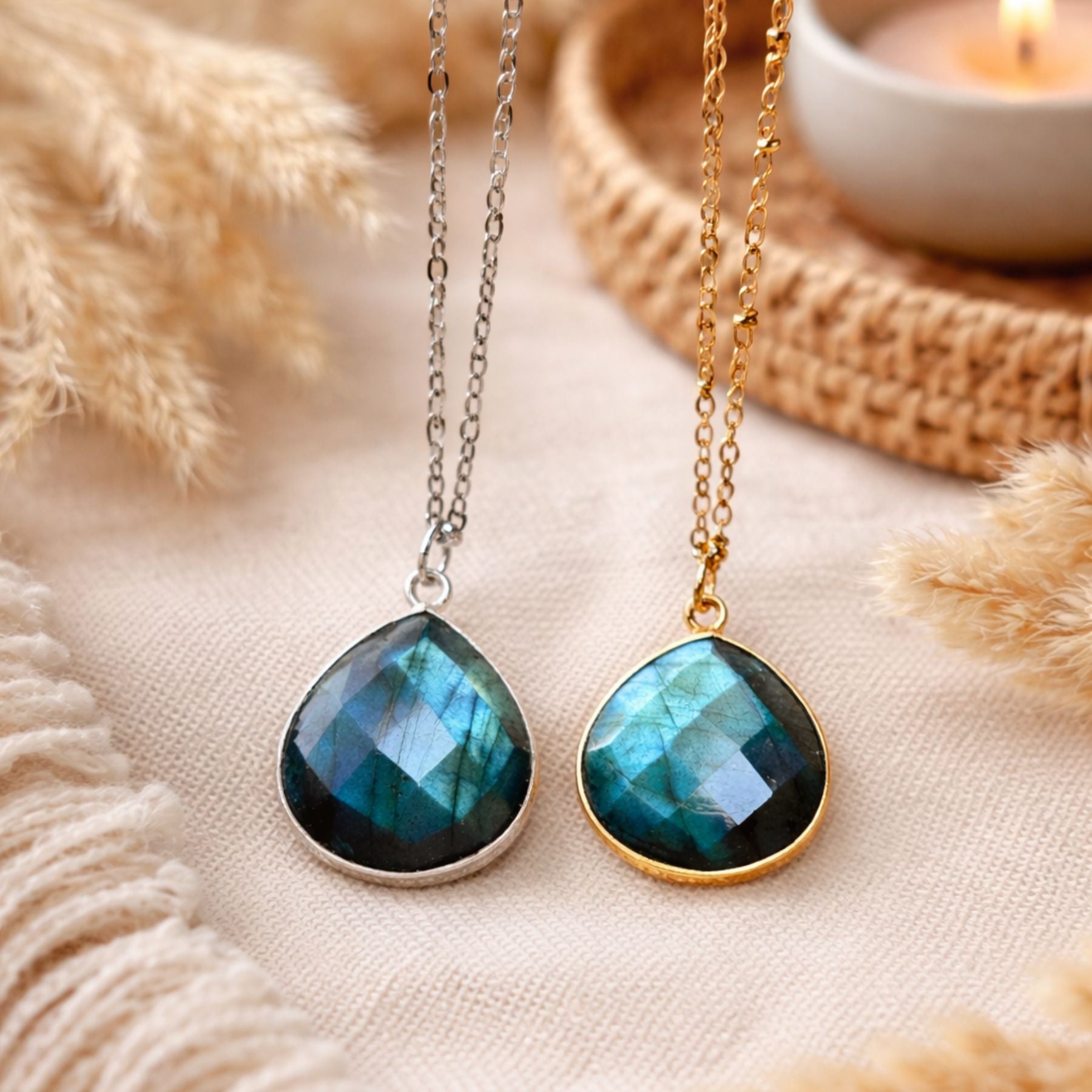 Collier "Némésis" en Labradorite