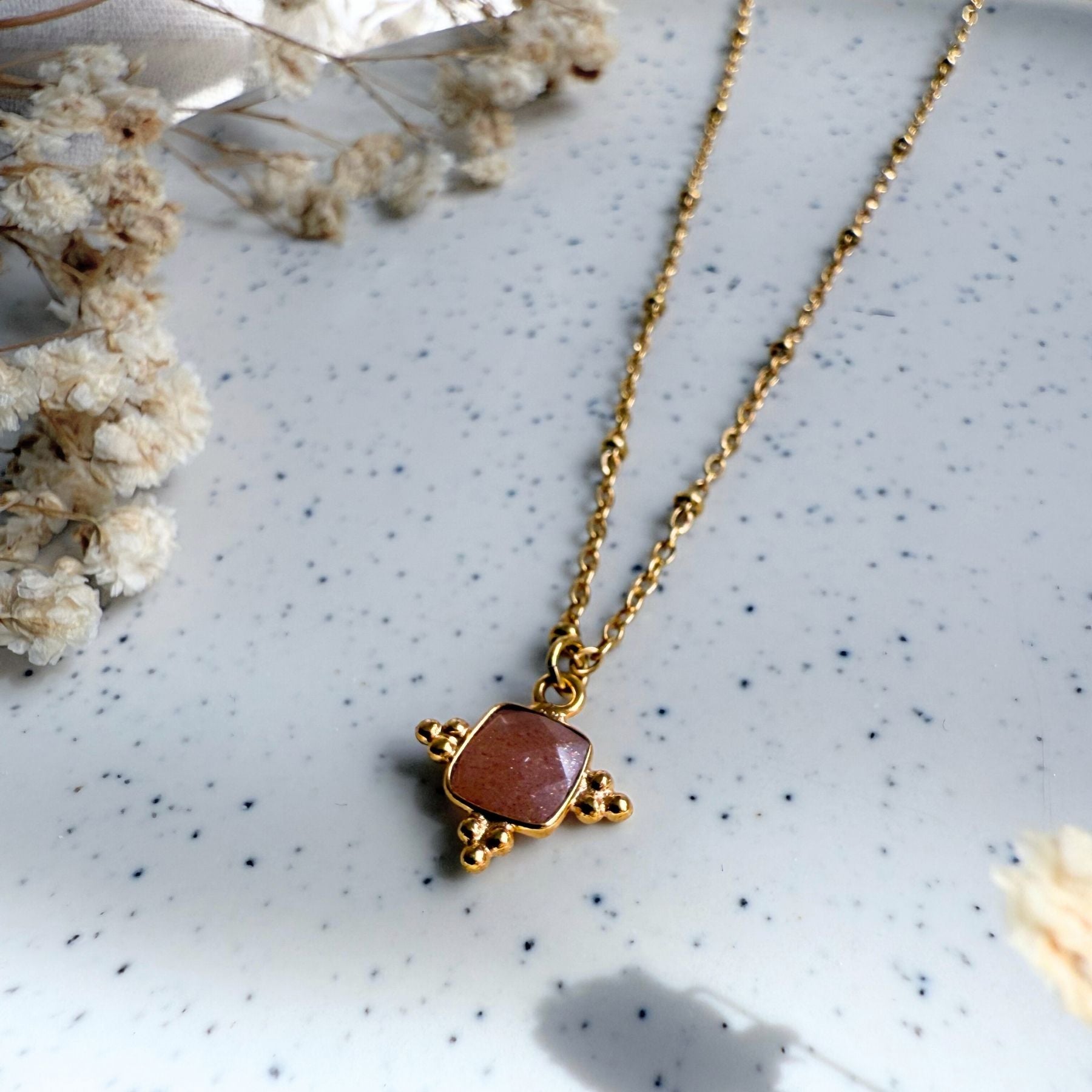 Collier "Parvati" - Pierre de lune rose