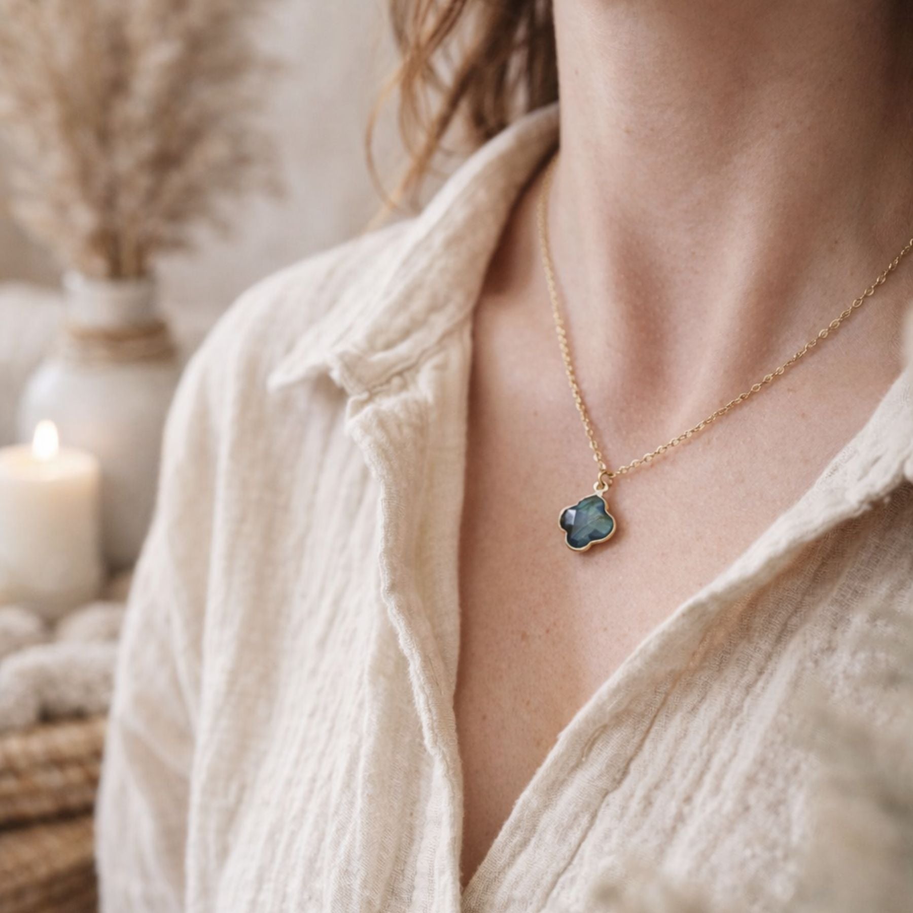 Collier "Trèfle" en Labradorite