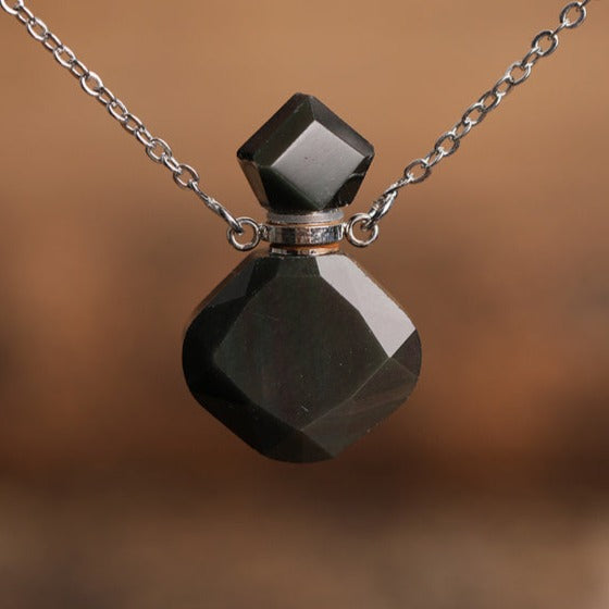 Collier diffuseur de parfum en agate noire