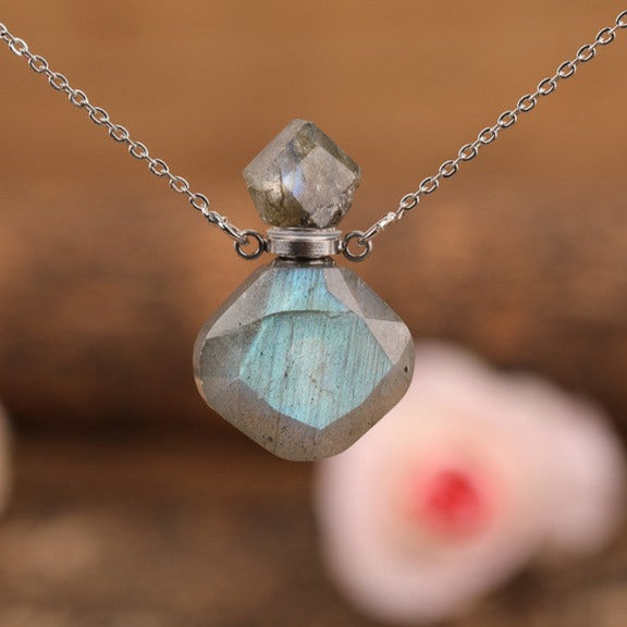 Collier diffuseur de parfum en labradorite