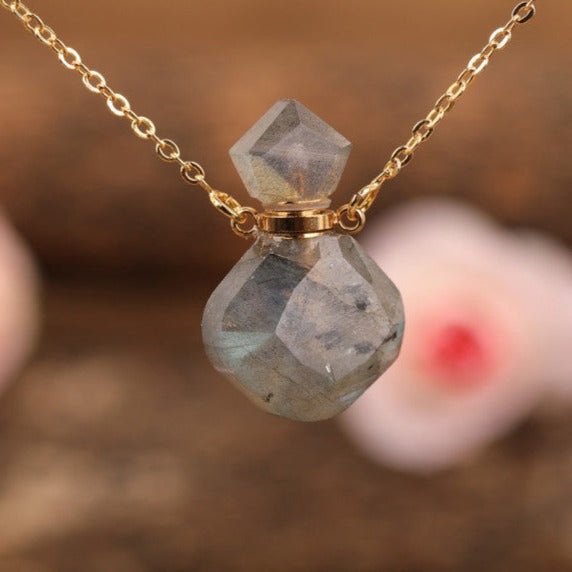 Collier diffuseur de parfum en labradorite