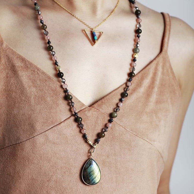 Collier en Labradorite, Quartz fraise et Cristal