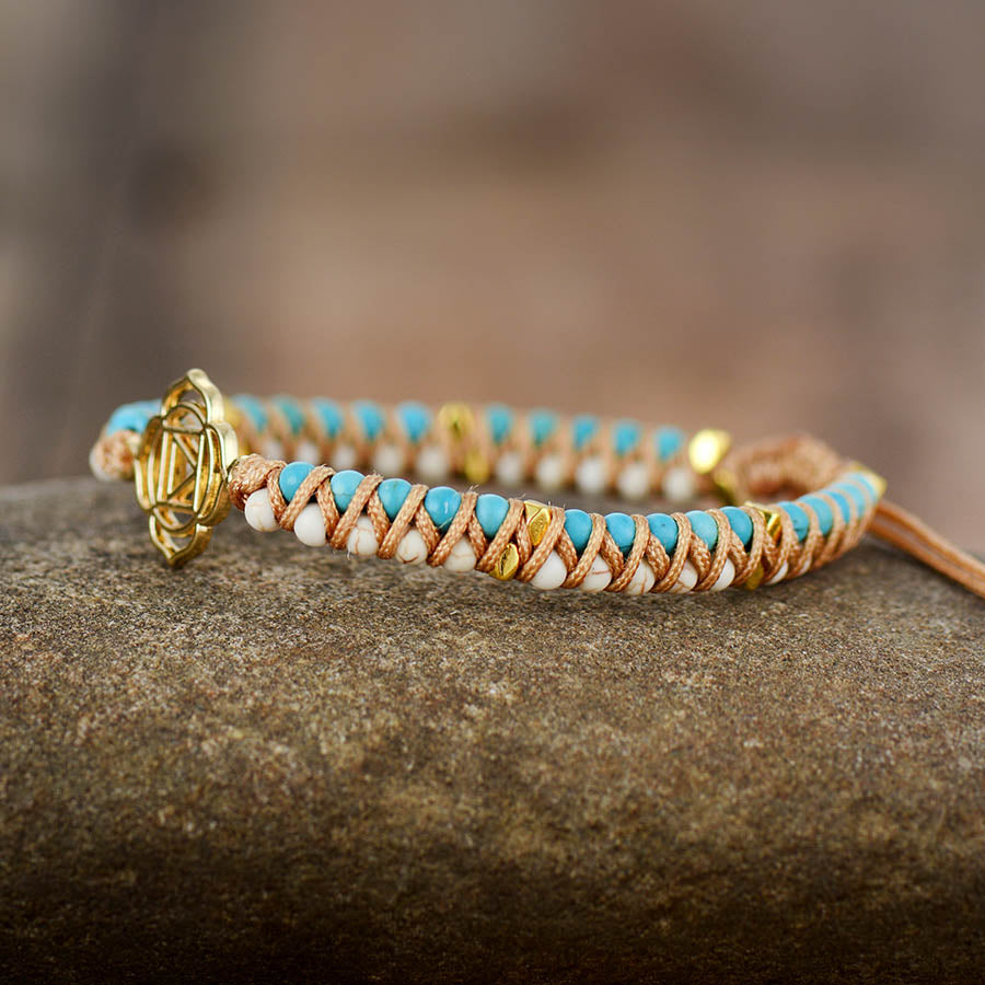 Bracelet wrap "Chakra racine" en Turquoise et Howlite