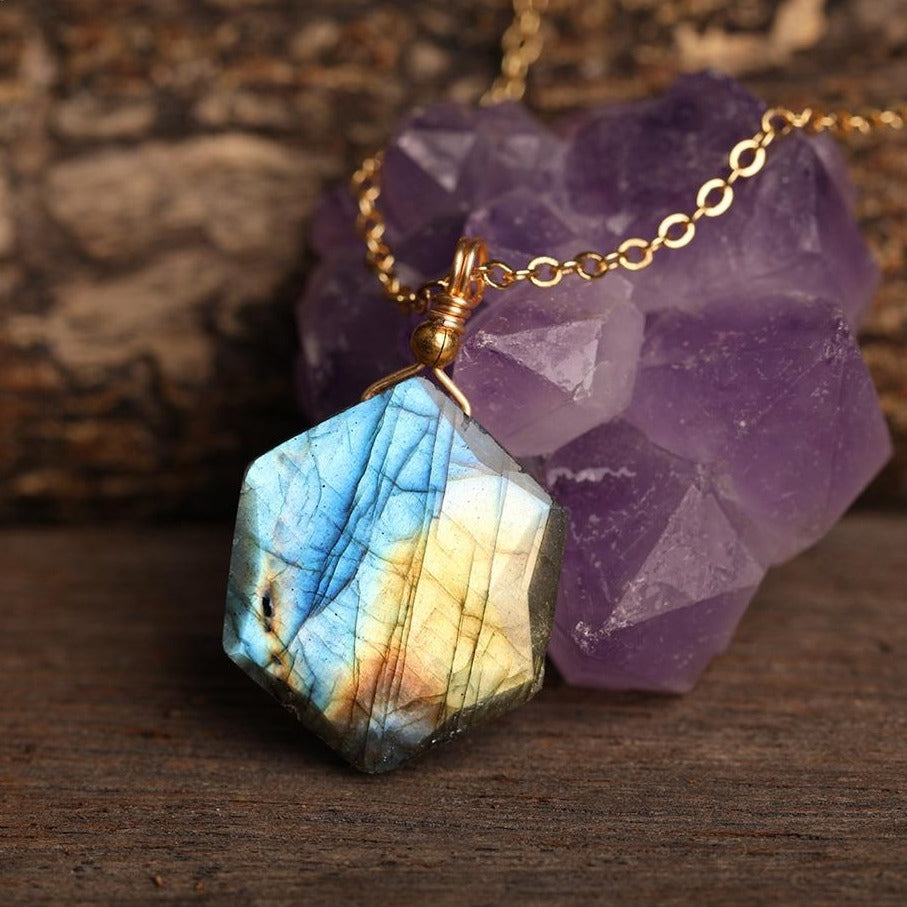 Collier en pierre Labradorite