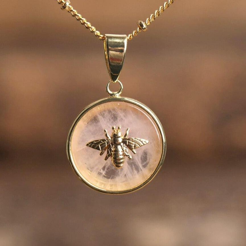 Collier "Abeille" en quartz rose