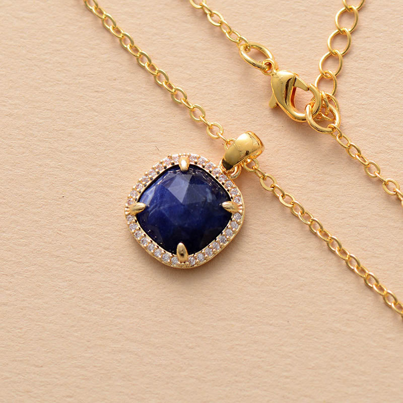 Collier "Divinité" en sodalite