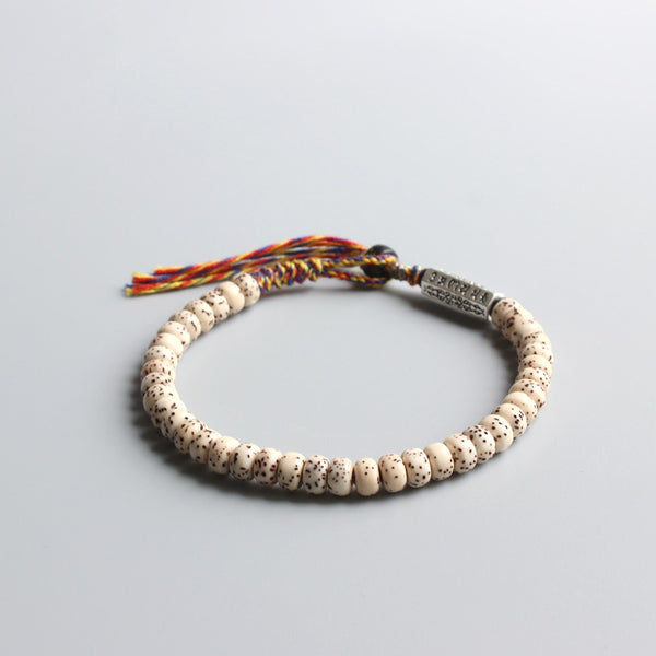 Bracelet "Mantra amulette" en graines de Bois de bodhi